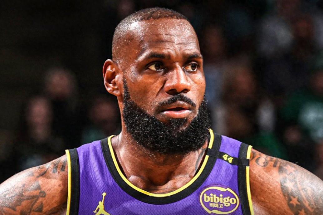 熊猫体育-晋级下一阶段引发热议！，詹姆斯在切尔西比赛中爆冷比赛高潮迭起的简单介绍