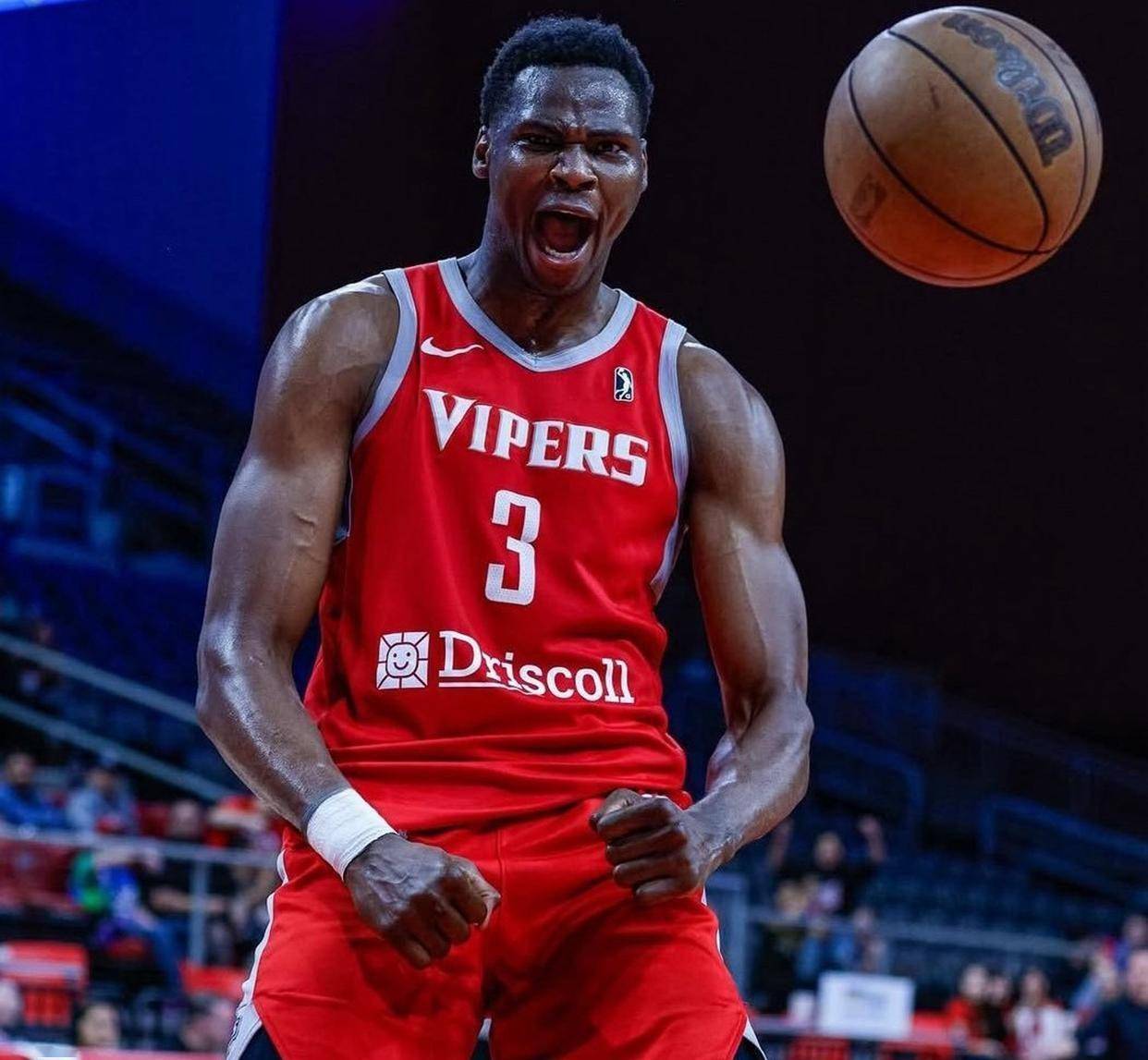 转会期休斯敦火箭备战欧篮联，刷新队史纪录细节曝光，信心回归，训练强度明显提升的简单介绍