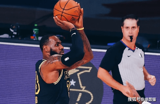 詹姆斯关键节点大胜,DWG带队取胜!的简单介绍 詹姆斯关键节点大胜,DWG带队取胜!的简单介绍